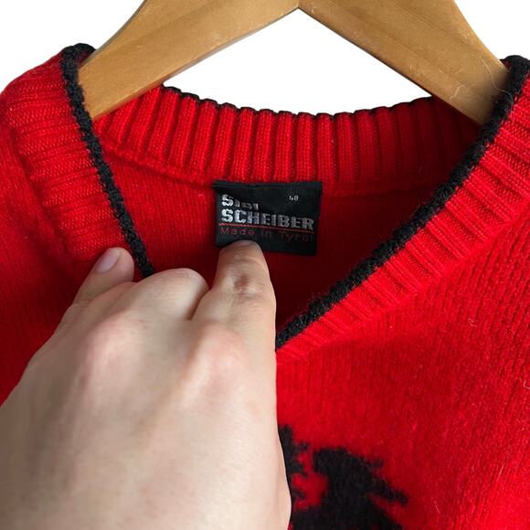 Rare Vintage Sigi Scheiber Crest Pure Wool Premium Knit Red Sweater Med 18x23 - Picture 4 of 7